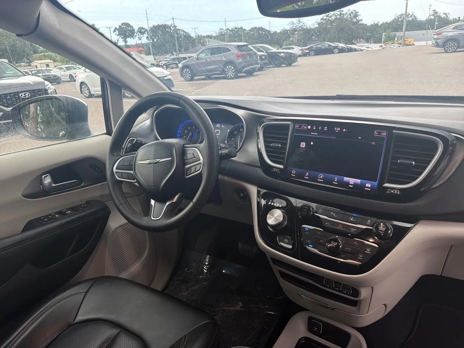 2023 Chrysler Pacifica Touring L - Photo 20