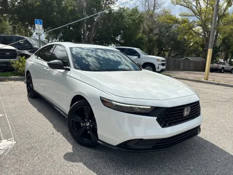 More photos of 2024 Honda Accord Hybrid Sport-L at Evo Motors, FL
