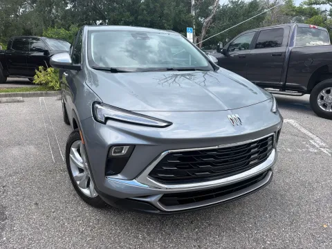 More photos of 2025 Buick Encore GX Preferred at Evo Motors, FL