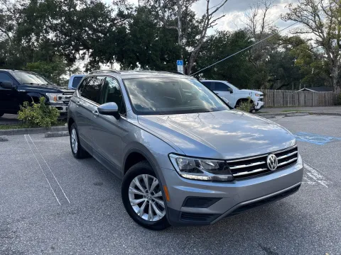 More photos of 2020 Volkswagen Tiguan S at Evo Motors, FL
