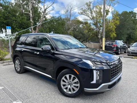 More photos of 2024 Hyundai Palisade SEL 7P at Evo Motors, FL