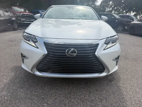 More photos of 2018 Lexus ES 350 at Evo Motors, FL