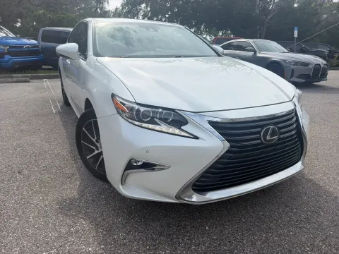 More photos of 2018 Lexus ES 350 at Evo Motors, FL