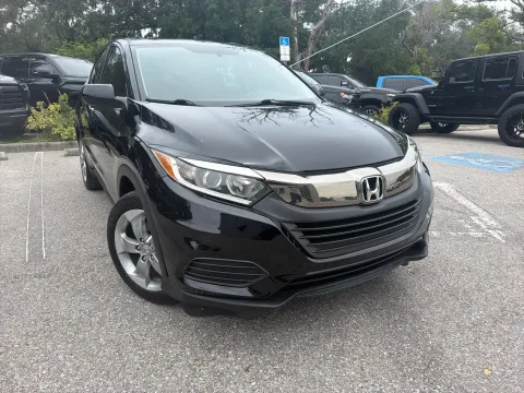 More photos of 2021 Honda HR-V LX at Evo Motors, FL