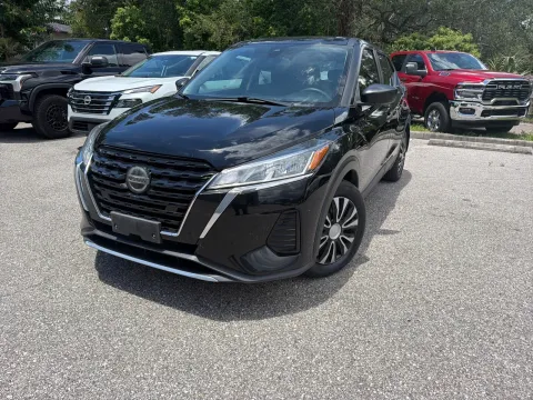 Photos of 2021 Nissan Kicks S for sale in Seffner, FL at Evo Motors
