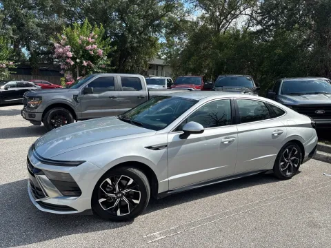 Another view of 2024 Hyundai Sonata SEL for sale in Seffner, FL at Evo Motors