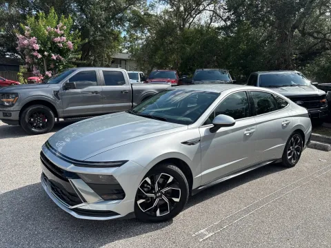 Photos of 2024 Hyundai Sonata SEL for sale in Seffner, FL at Evo Motors