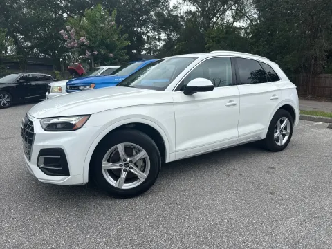 More photos of 2023 Audi Q5 Premium AWD w/CONVENIENCE PKG. PANO SUNROOF at Evo Motors, FL