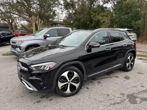 Photos of 2025 Mercedes-Benz GLA 250 for sale in Seffner, FL at Evo Motors