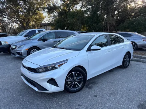 Photos of 2022 Kia Forte LXS for sale in Seffner, FL at Evo Motors