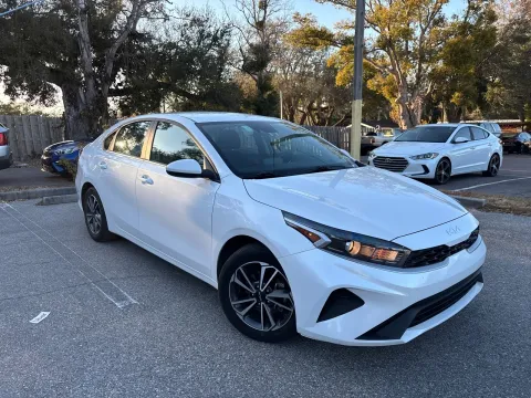 More photos of 2023 Kia Forte LXS at Evo Motors, FL
