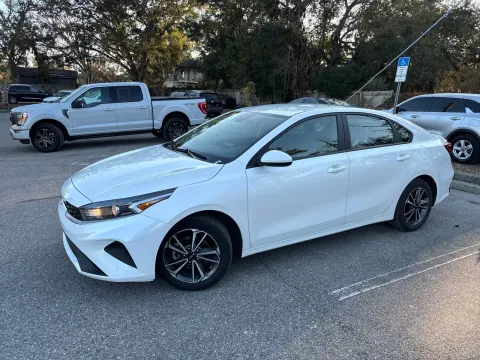 Another view of 2023 Kia Forte LXS for sale in Seffner, FL at Evo Motors
