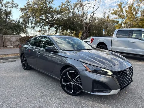 More photos of 2025 Nissan Altima SR at Evo Motors, FL