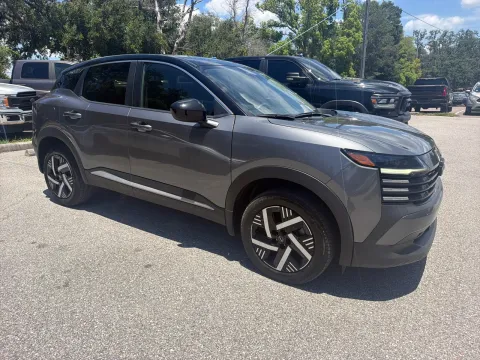 More photos of 2025 Nissan Kicks SV at Evo Motors, FL