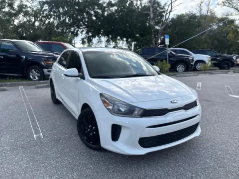 More photos of 2020 Kia Rio 5-Door S Hatchback at Evo Motors, FL