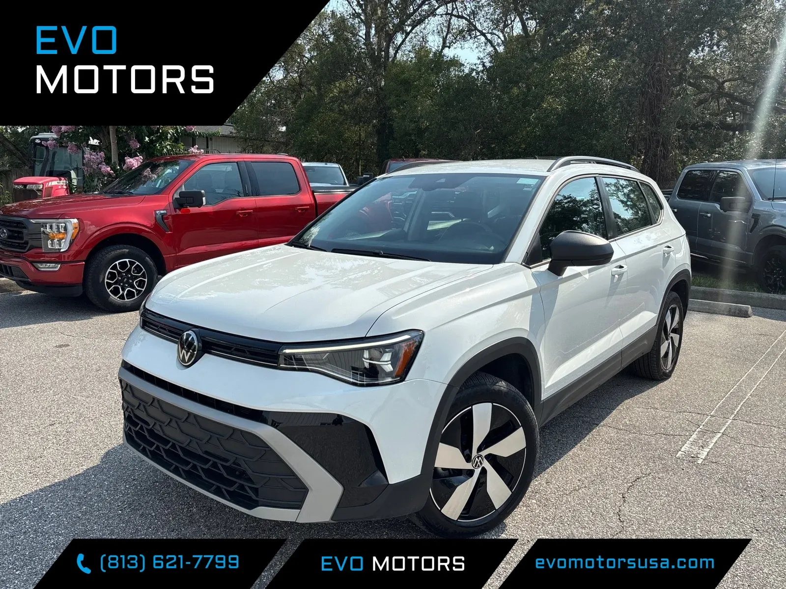 2025 Volkswagen Taos 1.5T S 4Motion's photo