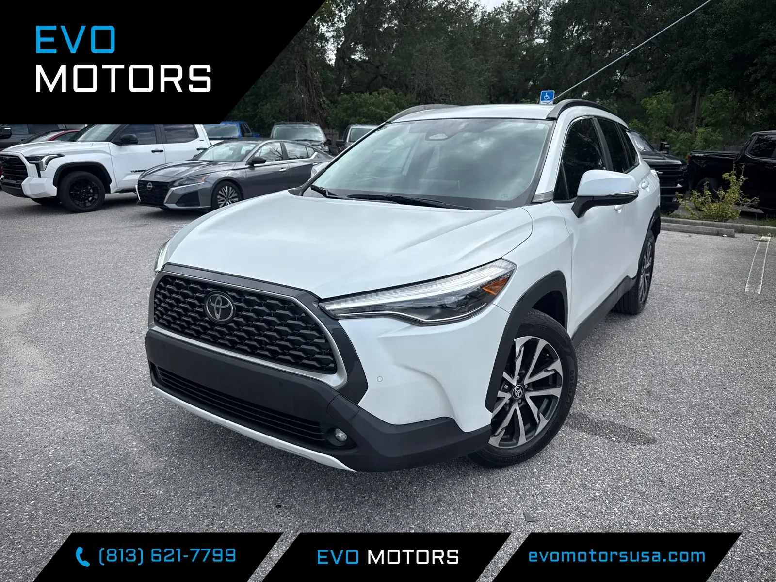 White 2023 Toyota Corolla Cross XLE for sale in Seffner, FL