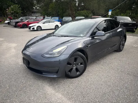 Photos of 2022 Tesla Model 3 for sale in Seffner, FL at Evo Motors