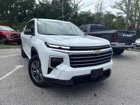 More photos of 2024 Chevrolet Traverse AWD LT at Evo Motors, FL