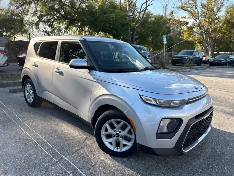 More photos of 2020 Kia Soul S at Evo Motors, FL