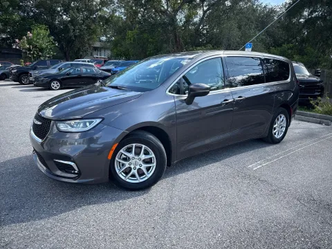 Another view of 2023 Chrysler Pacifica Touring L for sale in Seffner, FL at Evo Motors