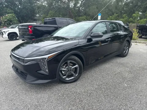 Another view of 2025 Kia K4 LXS for sale in Seffner, FL at Evo Motors