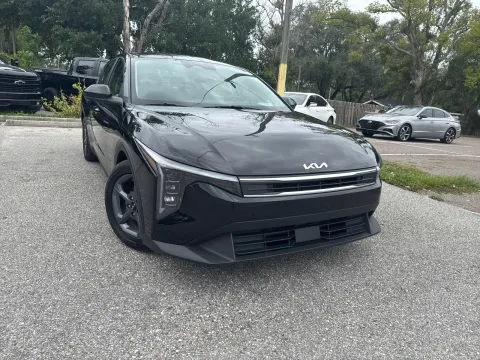 More photos of 2025 Kia K4 LXS at Evo Motors, FL