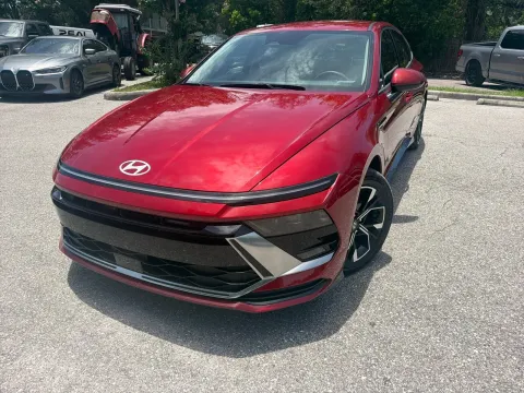 Another view of 2024 Hyundai Sonata SEL for sale in Seffner, FL at Evo Motors