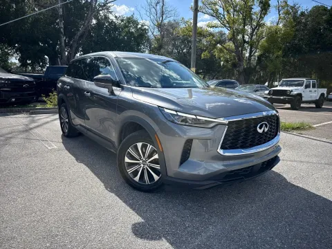 More photos of 2023 INFINITI QX60 PURE at Evo Motors, FL