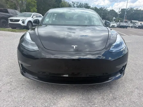 More photos of 2022 Tesla Model 3 Standard Range at Evo Motors, FL