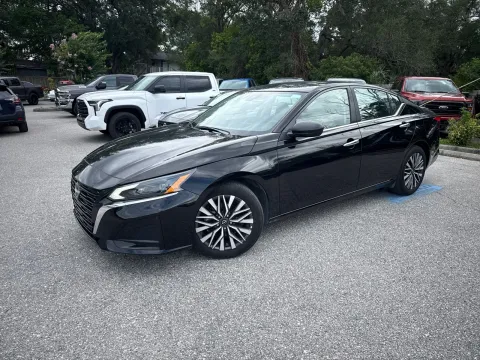 Another view of 2025 Nissan Altima SV for sale in Seffner, FL at Evo Motors