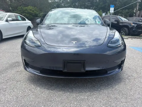 More photos of 2023 Tesla Model 3 Standard Range w/WHITE INTERIOR at Evo Motors, FL