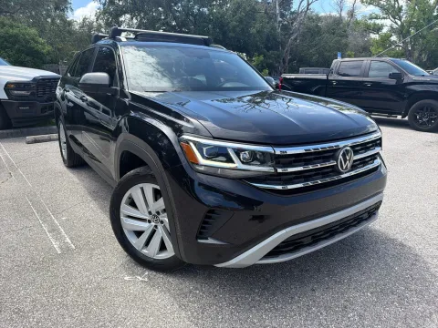More photos of 2023 Volkswagen Atlas Cross Sport 3.6L V6 SE w/Technology at Evo Motors, FL