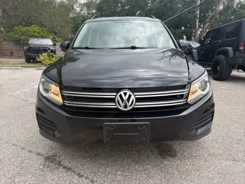 More photos of 2017 Volkswagen Tiguan S at Evo Motors, FL