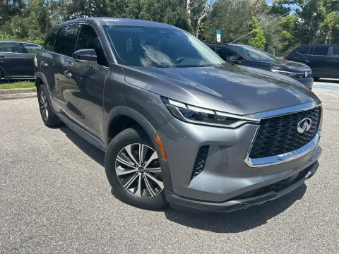 More photos of 2023 INFINITI QX60 PURE at Evo Motors, FL
