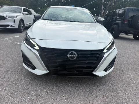 More photos of 2025 Nissan Altima SV at Evo Motors, FL