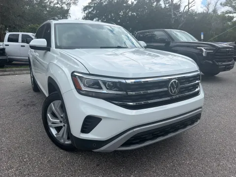 More photos of 2021 Volkswagen Atlas 3.6L V6 SE w/Technology at Evo Motors, FL
