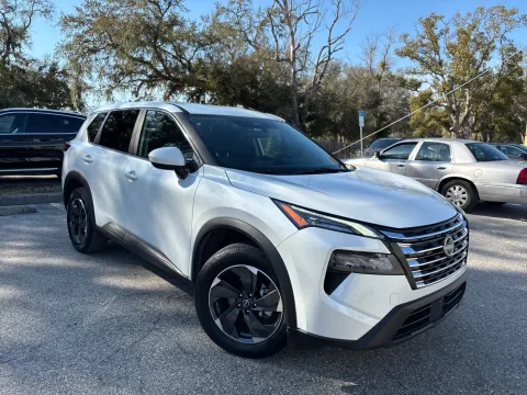 More photos of 2025 Nissan Rogue SV AWD at Evo Motors, FL