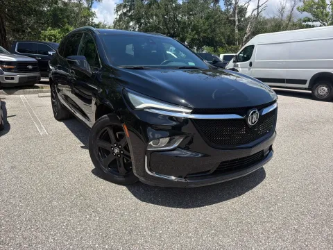More photos of 2023 Buick Enclave Essence at Evo Motors, FL
