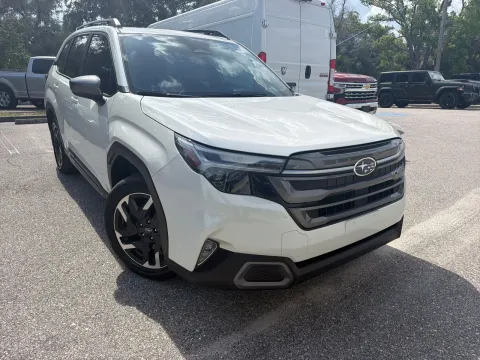 More photos of 2025 Subaru Forester Limited at Evo Motors, FL