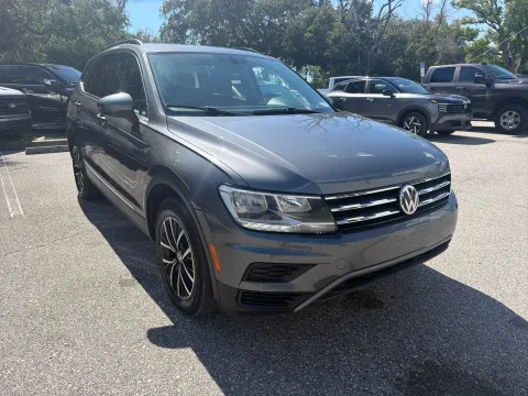 More photos of 2021 Volkswagen Tiguan SE at Evo Motors, FL