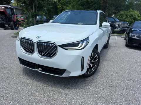 More photos of 2025 BMW X3 30 xDrive at Evo Motors, FL