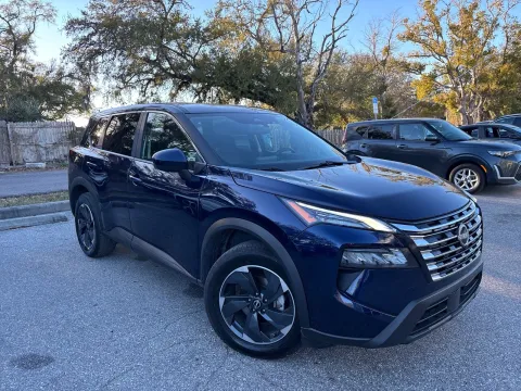 More photos of 2025 Nissan Rogue SV at Evo Motors, FL