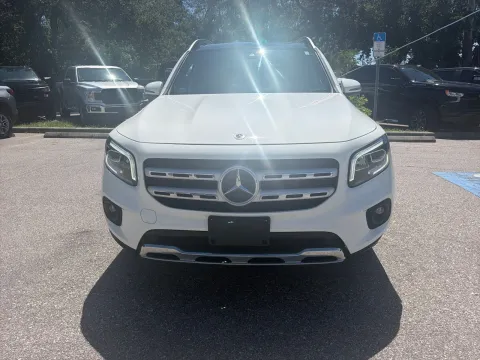 More photos of 2022 Mercedes-Benz GLB 250 4MATIC w/PREMIUM PKG. at Evo Motors, FL