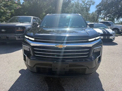 More photos of 2024 Chevrolet Traverse FWD LT at Evo Motors, FL