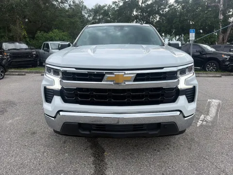 More photos of 2023 Chevrolet Silverado 1500 LT at Evo Motors, FL
