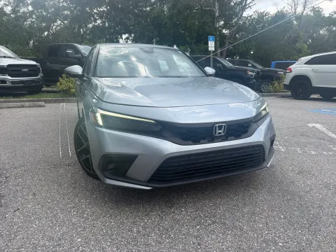More photos of 2022 Honda Civic Hatchback Sport Touring at Evo Motors, FL