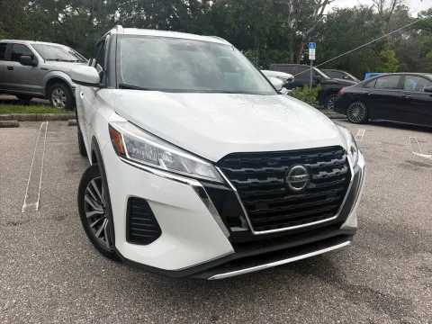 More photos of 2021 Nissan Kicks SV at Evo Motors, FL