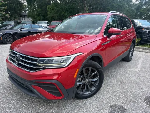 Photos of 2023 Volkswagen Tiguan SE for sale in Seffner, FL at Evo Motors