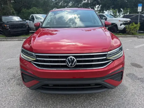 More photos of 2023 Volkswagen Tiguan SE at Evo Motors, FL